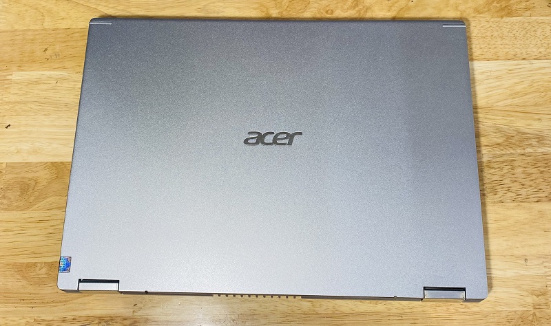 Acer  spin SP-314